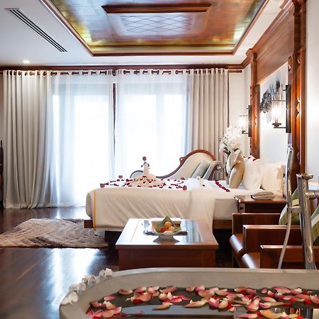 The Night Hotel Siem Reap Extérieur photo