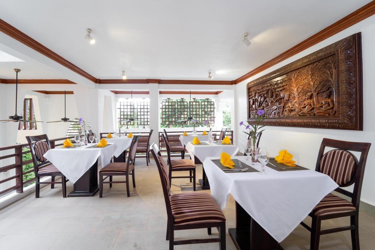 The Night Hotel Siem Reap Extérieur photo