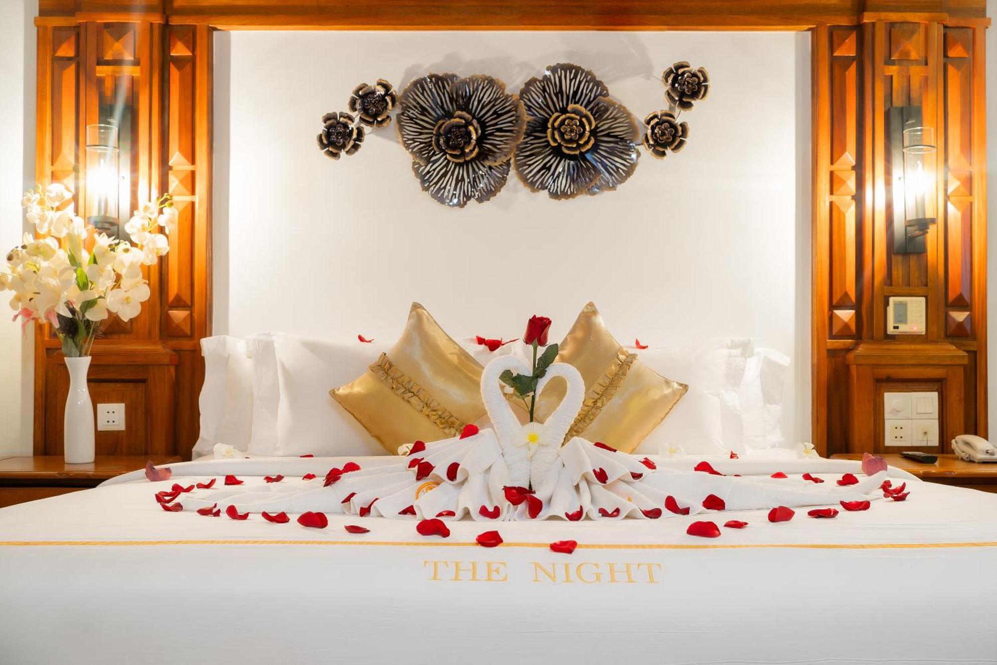 The Night Hotel Siem Reap Extérieur photo