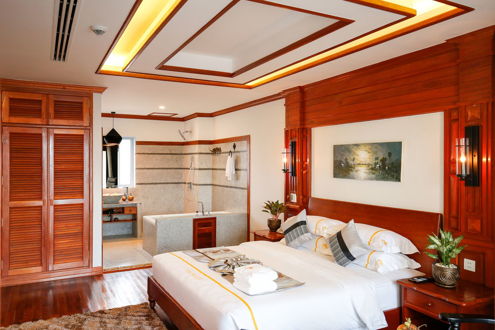 The Night Hotel Siem Reap Extérieur photo