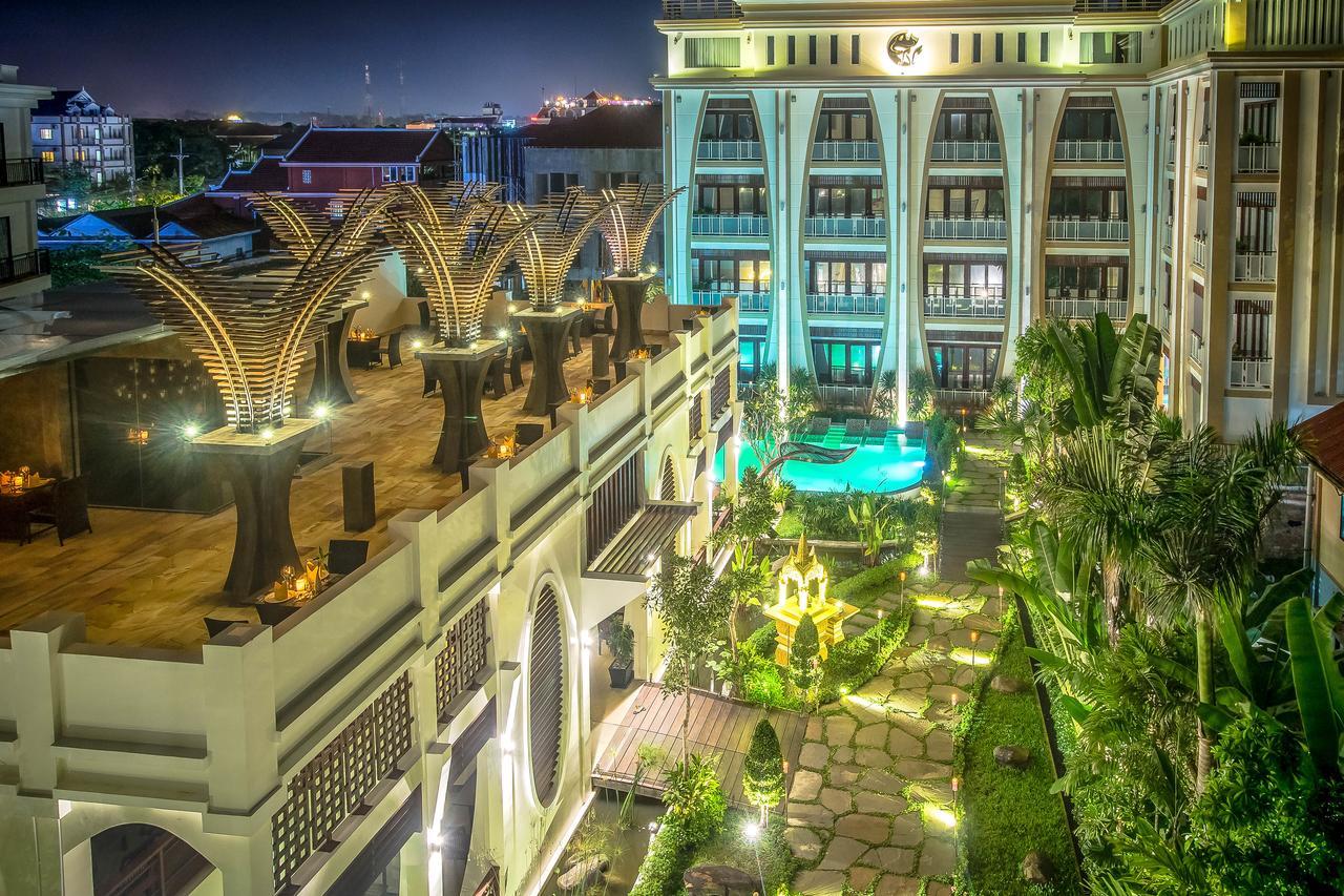 The Night Hotel Siem Reap Extérieur photo